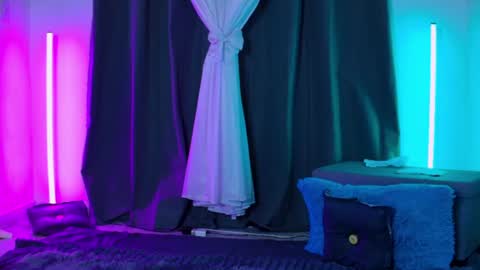 Karolyne online show from June 15, 10:10 pm