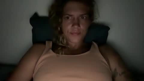 zellaxobella online show from February 12, 12:34 am