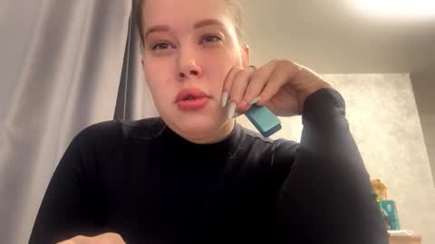 Sindy online show from March 3, 4:24 pm