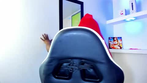 Snapshot of zendaya_wilson1 chatting on October 21, 5:11 am Zendaya Wilson online show from October 21, 5:11 am
