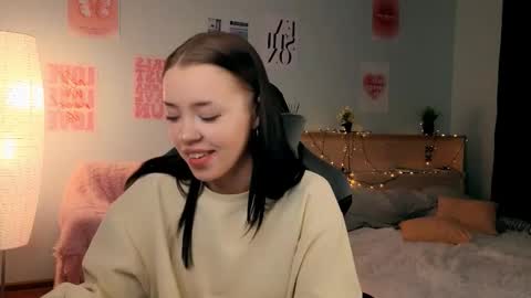 Lara online show from February 28, 7:46 pm