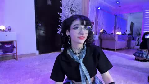    online show from March 3, 2:21 pm