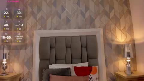 zharia_lux25 online show from July 29, 12:38 pm