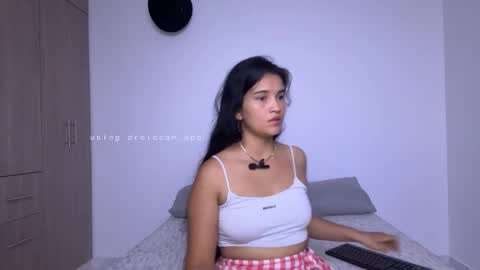 Snapshot of zhendaya23 chatting on October 12, 1:08 am zhendaya23 online show from October 12, 1:08 am