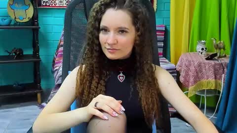 zianichols online show from March 3, 10:10 am