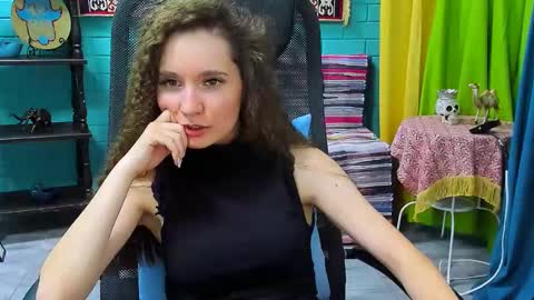 zianichols online show from February 24, 9:31 pm