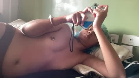 Ziggy ziggy-   online show from April 11, 1:12 am