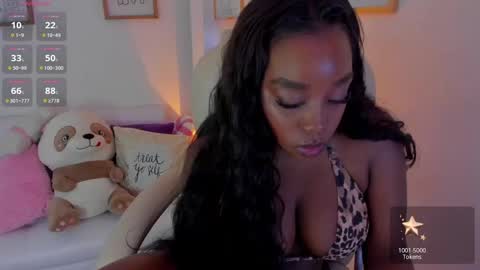 Zobe Love online show from February 26, 6:40 pm