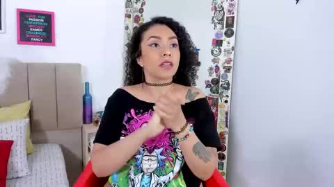 Snapshot of zoe_gruber chatting on January 26, 11:08 pm Zoe Gruber online show from January 26, 11:08 pm