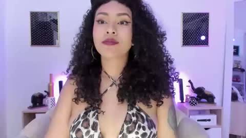 Snapshot of zoe_gruber chatting on September 29, 12:49 am Zoe Gruber online show from September 29, 12:49 am
