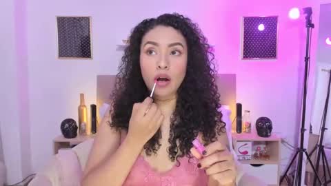Snapshot of zoe_gruber chatting on October 19, 9:17 pm Zoe Gruber online show from October 19, 9:17 pm