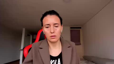 Snapshot of zoe_jeane_beker chatting on September 16, 9:01 pm ZOE online show from September 16, 9:01 pm