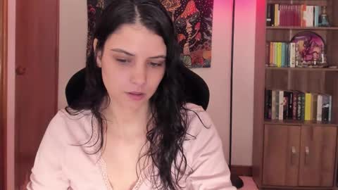 Zoe  online show from February 7, 3:10 am