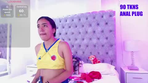 zoe  online show from July 20, 7:36 pm
