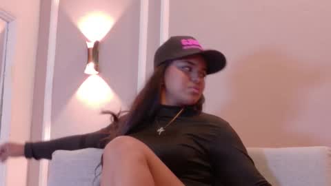 Zoe online show from February 4, 11:41 pm