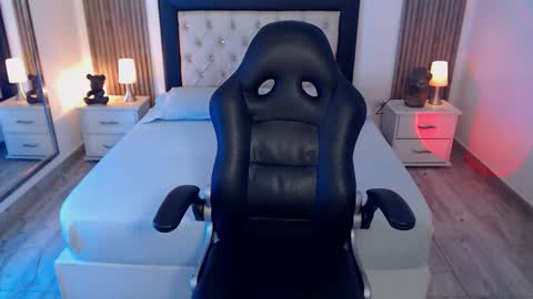 zoe online show from November 10, 12:06 am