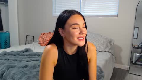 Snapshot of zoeemonroe chatting on September 24, 11:04 pm zoeemonroe online show from September 24, 11:04 pm