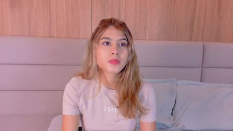 Zoe online show from May 28, 11:08 am