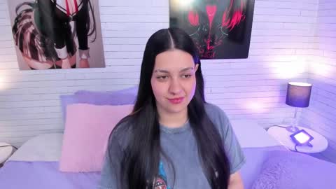 ZOE  online show from November 2, 9:51 pm