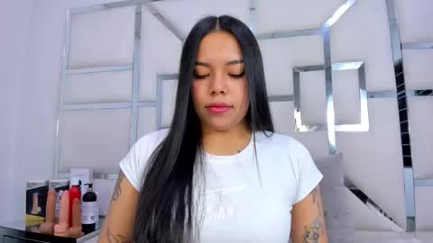 ZoeSwam online show from November 27, 11:35 am