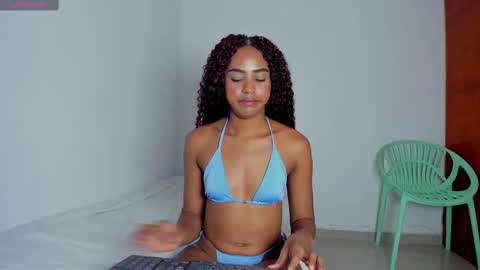 Zoe online show from October 2, 8:36 pm