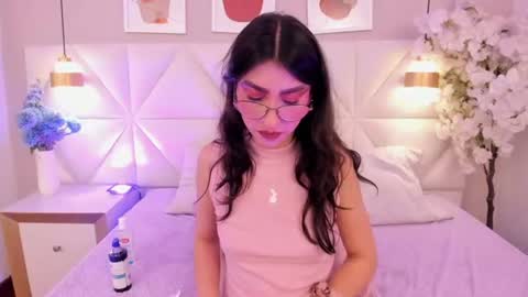 Zoey  online show from July 28, 4:54 am