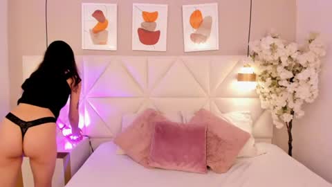 Zoey  online show from July 21, 3:07 am