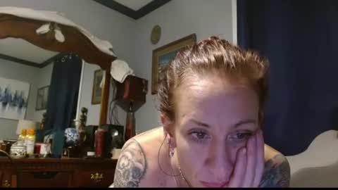 Zoey Portland online show from July 18, 11:35 am
