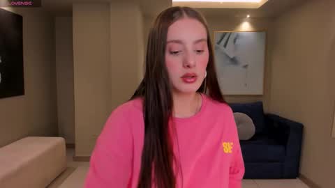 Zoey Walker online show from November 19, 11:54 am