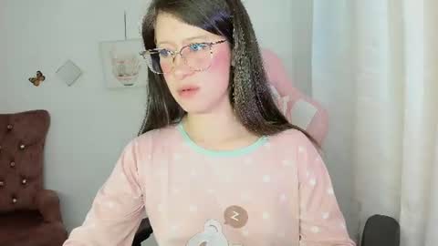 Alicie online show from June 24, 2:38 pm