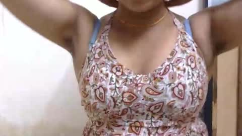 Zoya online show from March 4, 5:41 pm