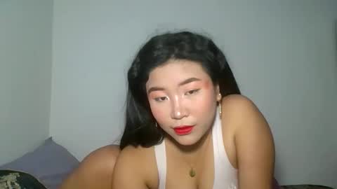 sweet lylia online show from November 11, 7:15 am