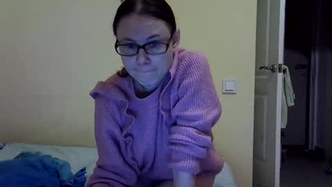 Zyuhre online show from October 19, 12:45 am