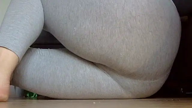 Squirtlady38 online show from September 25, 12:04 pm