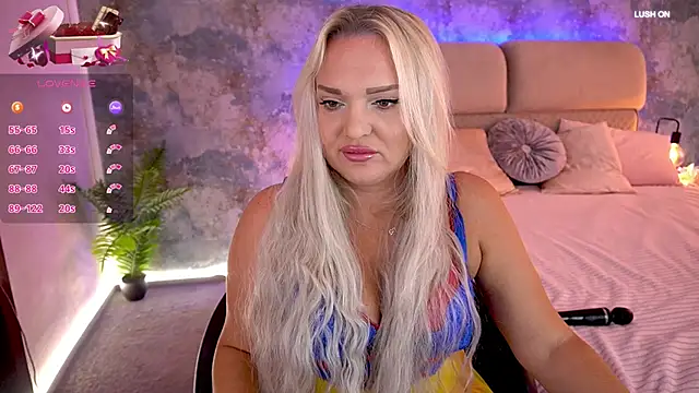 MissyMartinez online show from September 19, 8:46 am