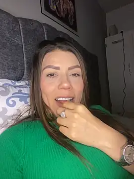 martina contreras online show from November 23, 1:08 am