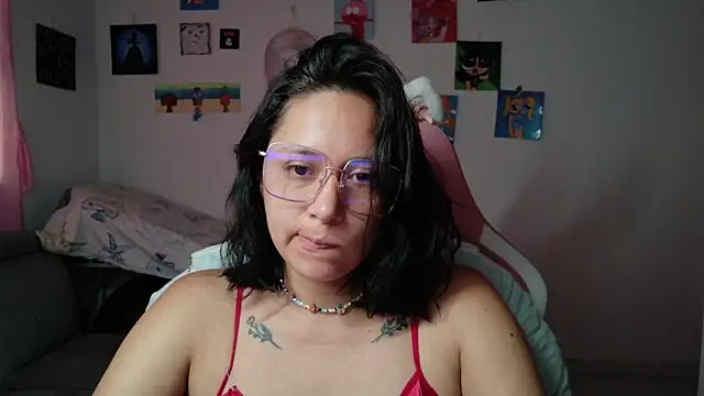 MommyMiaWs online show from June 24, 2:49 pm