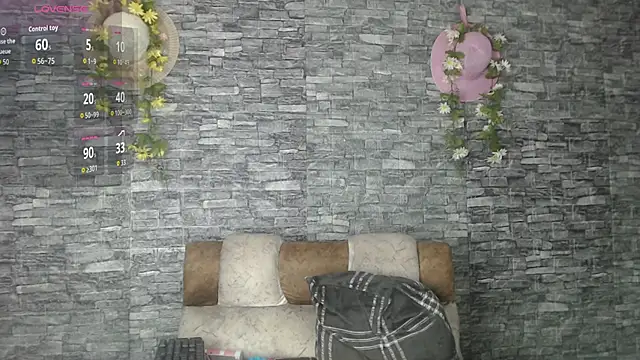 Danna Paolaa  online show from October 18, 7:48 pm