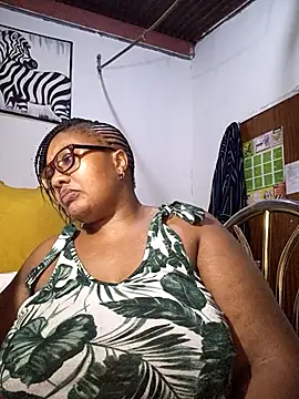 YELLOW BONE online show from February 7, 10:35 pm