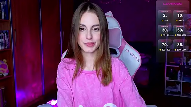 EdelineMaher online show from November 9, 1:51 pm