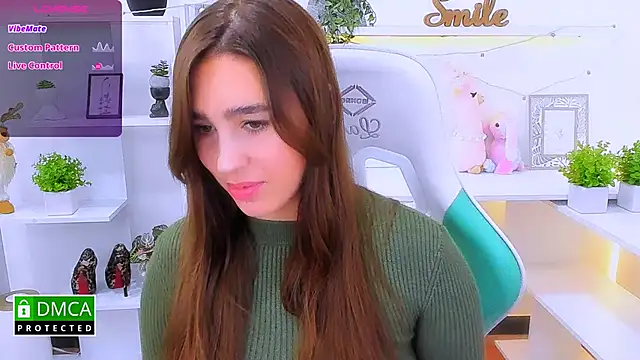 Snapshot of _Eliizabeth_ chatting on September 23, 10:19 pm Eliizabeth online show from September 23, 10:19 pm