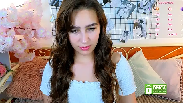  Eliizabeth  online show from July 28, 9:25 pm
