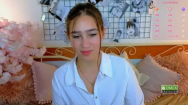  Eliizabeth  online show from July 10, 10:32 pm