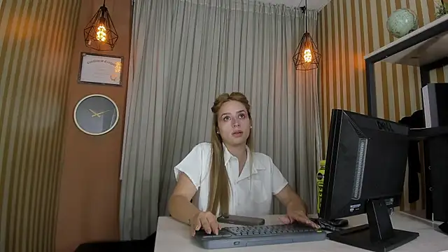 Natalia Suarez online show from July 1, 12:32 am