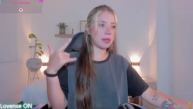 nataly rodri online show from July 5, 1:56 am