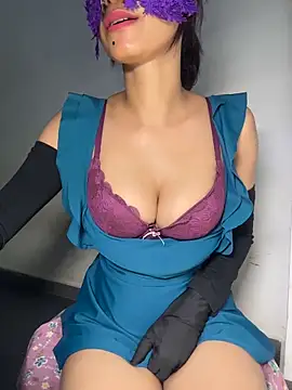 ValiantWhiskey online show from April 1, 3:07 am