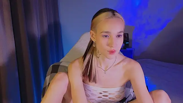 shey1i online show from January 18, 9:44 pm