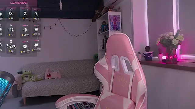 Akiko Hentai online show from June 17, 5:25 pm