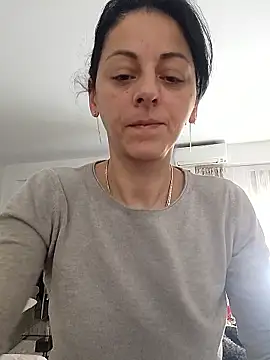 bruneta sexy23 online show from January 11, 9:58 am