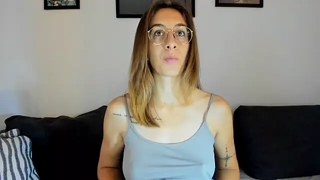 DesireMore90 online show from October 12, 2:41 pm